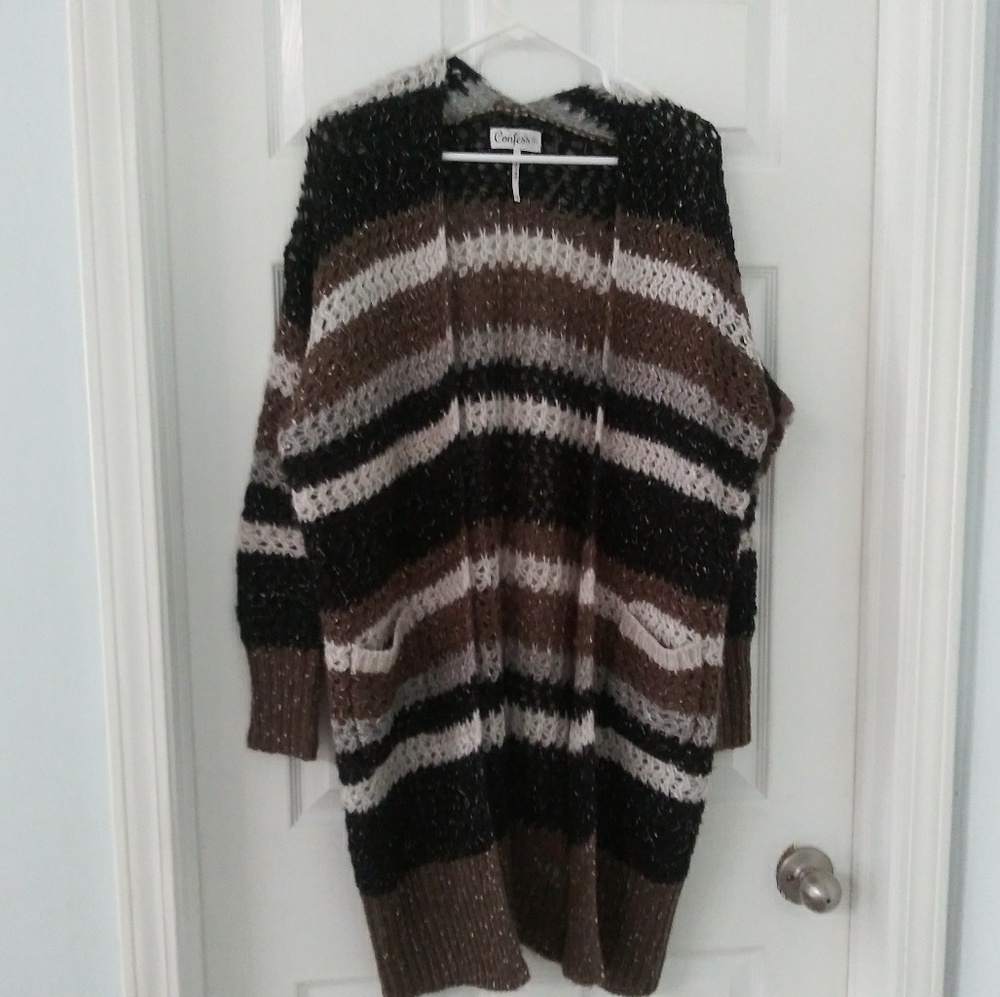 💜Womens long cardigan w/ horizontal stripes.